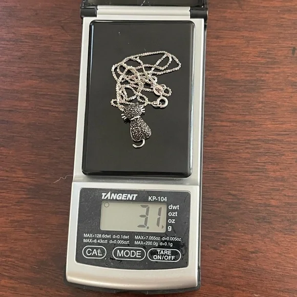 Black diamond solid sterling silver cat pendant & chain - Picture 4 of 8